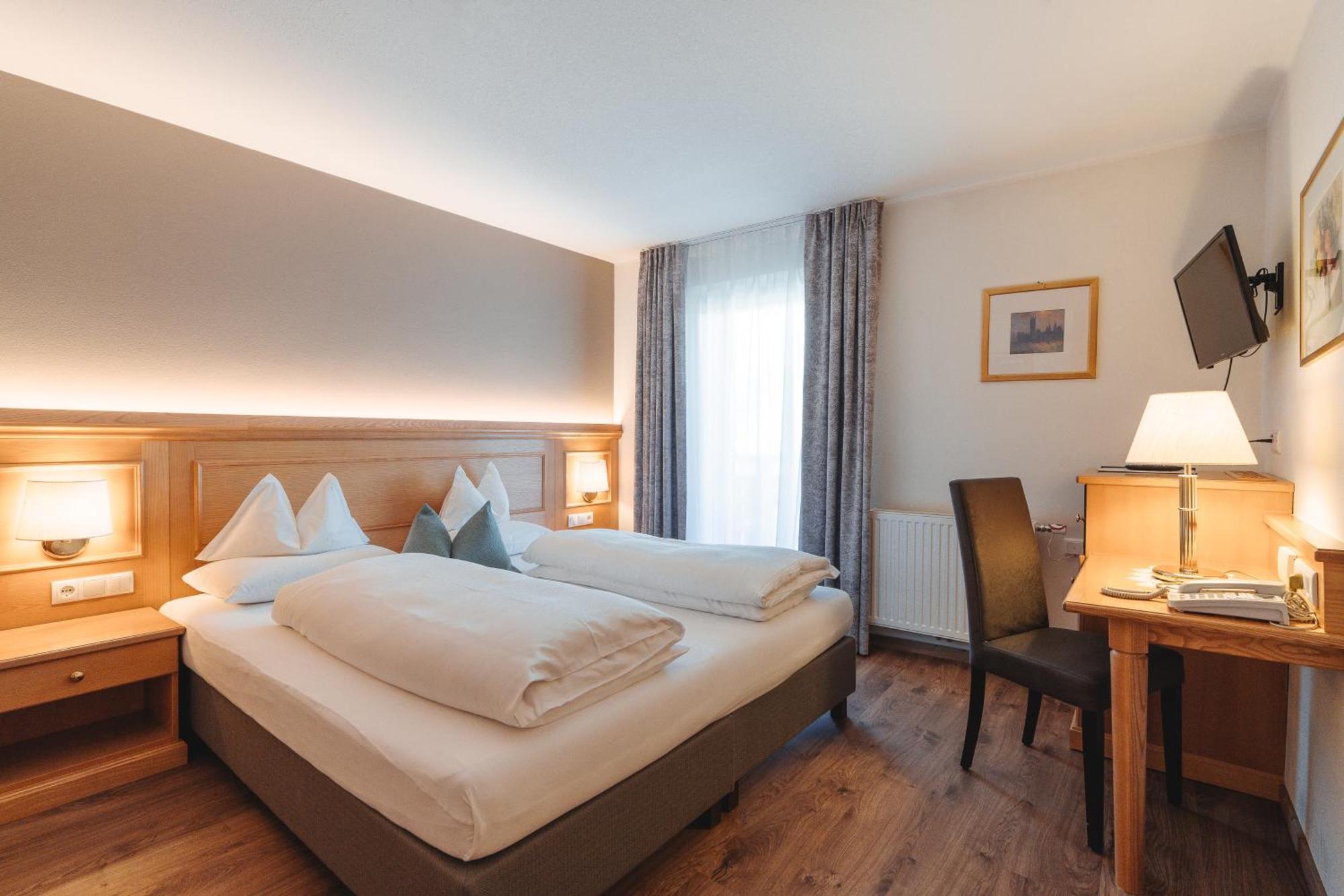 Hotel Reischach Brunico Eksteriør bilde