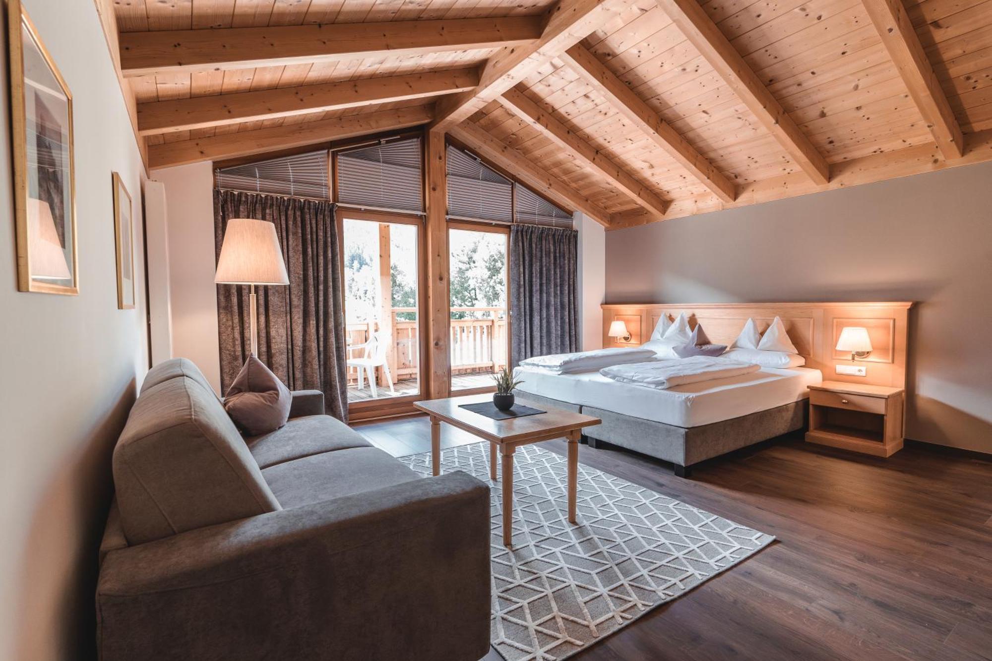 Hotel Reischach Brunico Eksteriør bilde