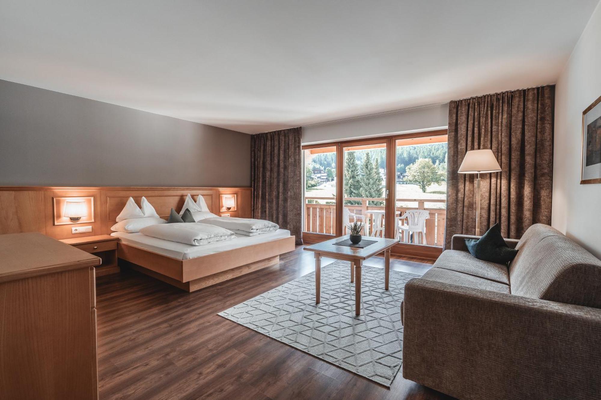 Hotel Reischach Brunico Eksteriør bilde