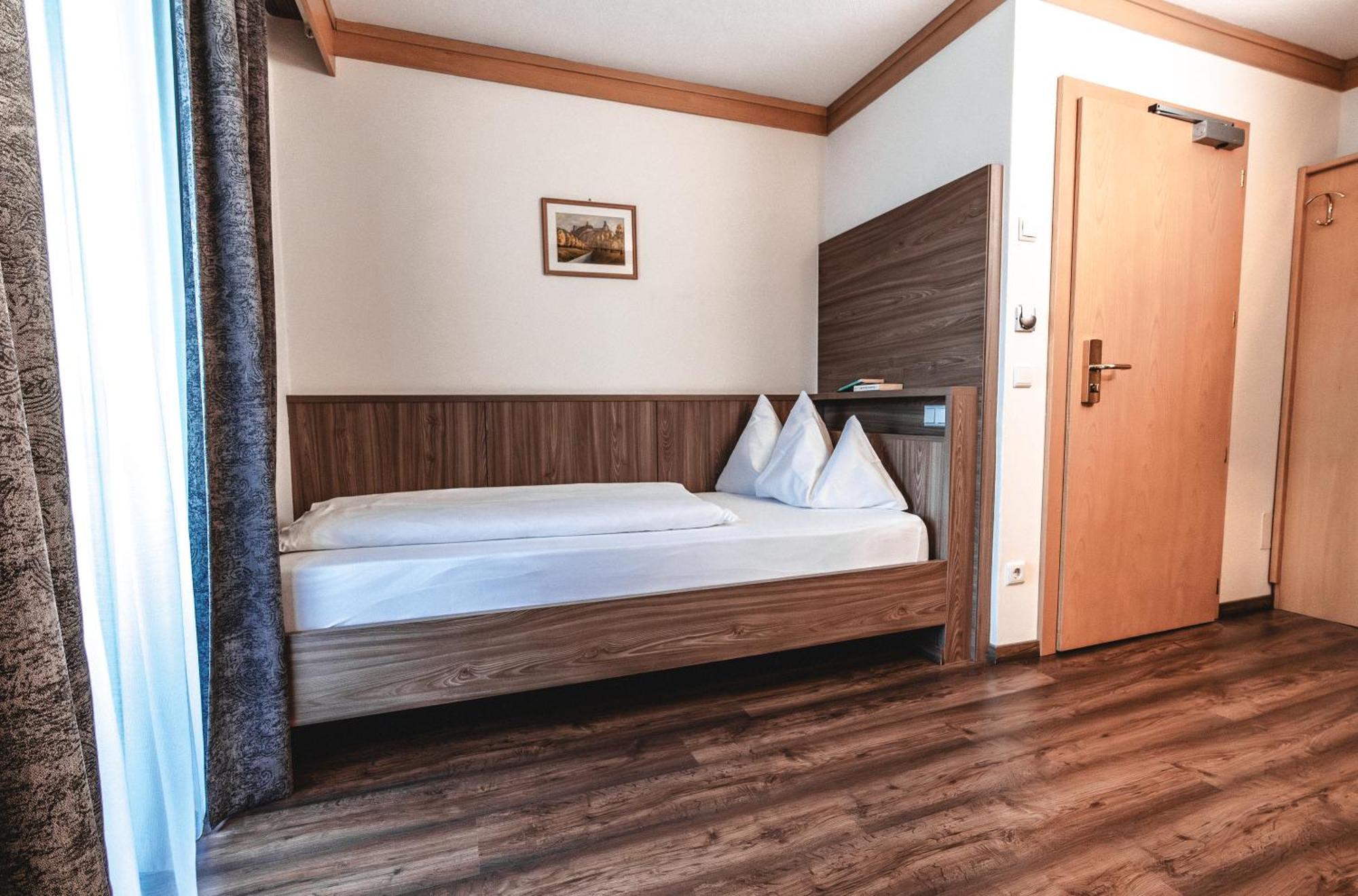 Hotel Reischach Brunico Eksteriør bilde