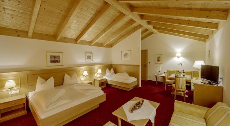 Hotel Reischach Brunico Eksteriør bilde