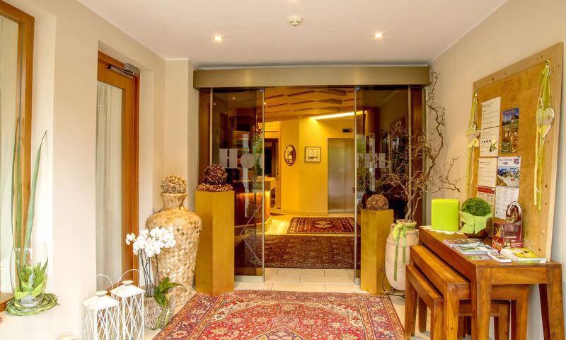 Hotel Reischach Brunico Eksteriør bilde