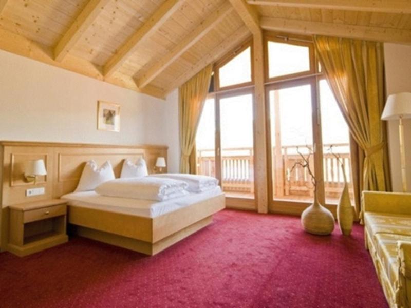 Hotel Reischach Brunico Eksteriør bilde