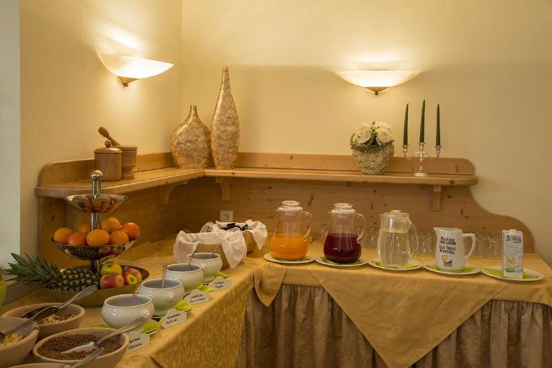 Hotel Reischach Brunico Eksteriør bilde