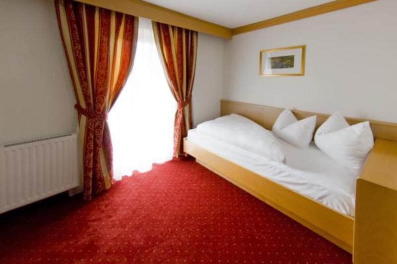 Hotel Reischach Brunico Eksteriør bilde