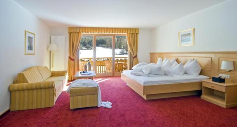 Hotel Reischach Brunico Eksteriør bilde